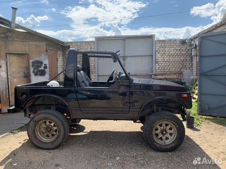 Suzuki Samurai 1.0 МТ, 1989, 1 км
