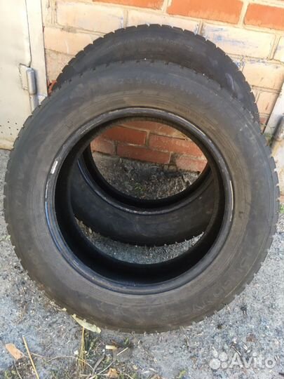 Nordman 7 235/60 R18 107T