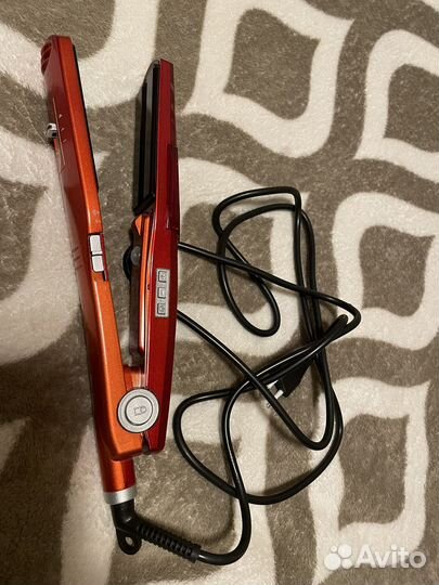 Утюжок с паром и терморегулятором