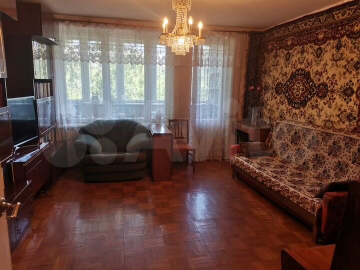 3-к. квартира, 57 м², 3/9 эт.