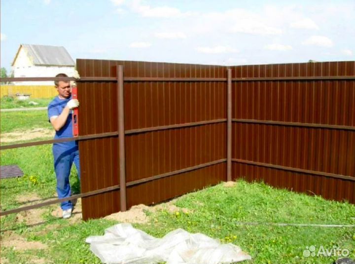Профнастил для монтажа Забора
