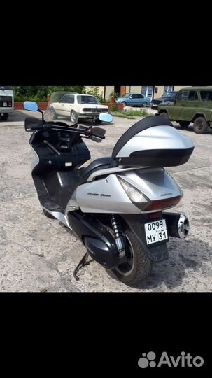 Honda silver wing 600