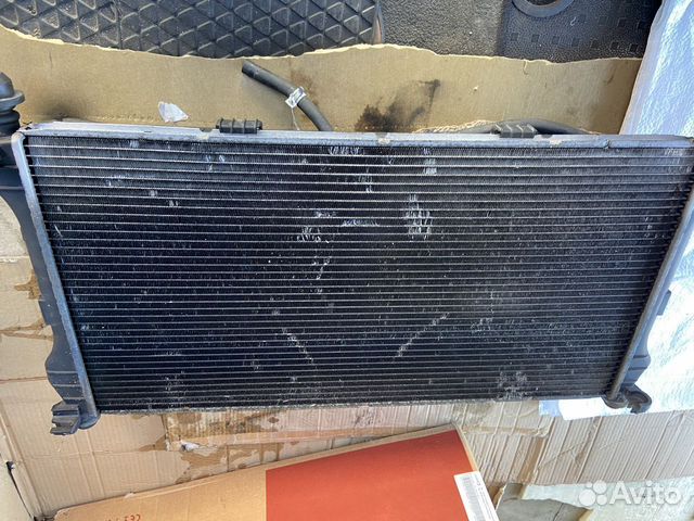 Радиатор Форд Транзит 2.0 D. 2005г