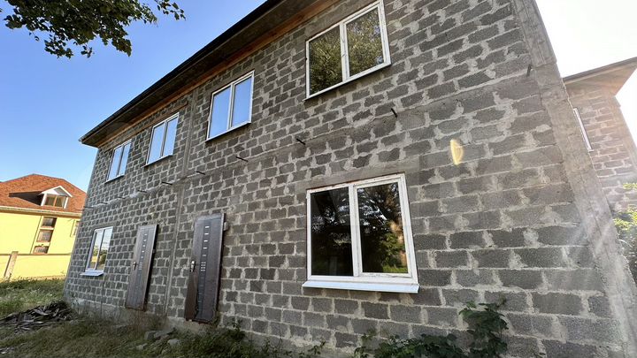 Дом 300 м² на участке 6 сот.