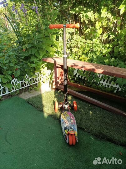 Самокат детский трехколесный