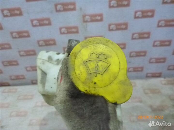 Бачок омывателя Nissan Almera N16 QG15 2004