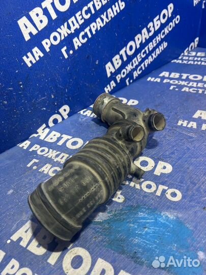 Патрубок интеркулера Skoda Octavia Tour лифтбэк