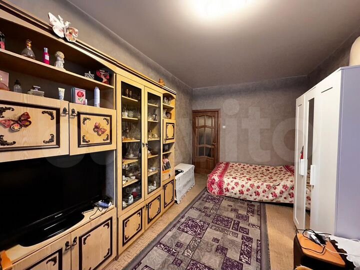 1-к. квартира, 42,7 м², 1/3 эт.