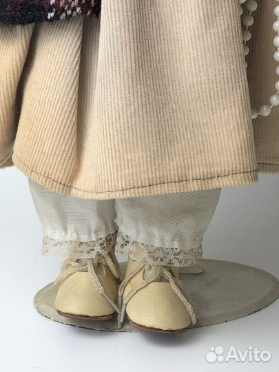 Кукла фарфоровая винтаж