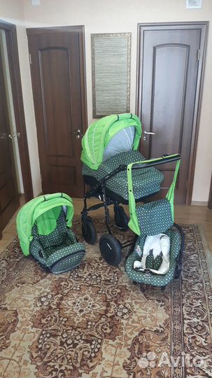 Продаю детскую коляску 3в1