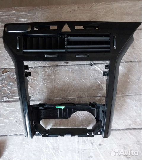 Центральная панель Opel astra H