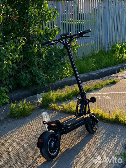 Электросамокат Dualtron thunder 3