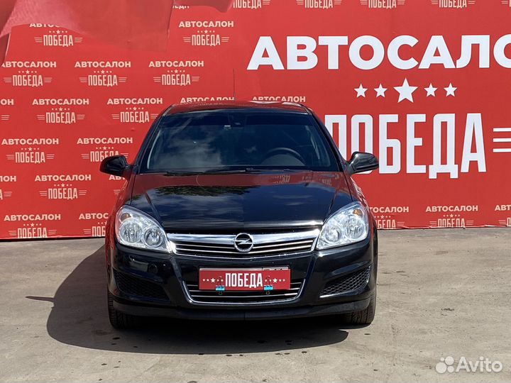 Opel Astra 1.8 МТ, 2012, 153 000 км