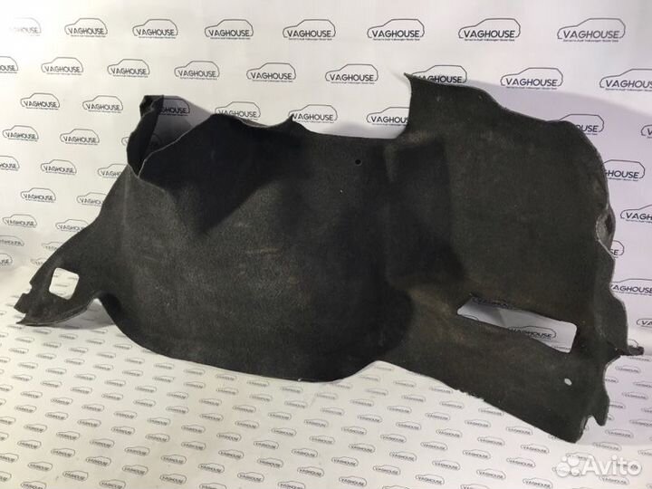 Обшивка багажника правая Volkswagen Passat B3 1.6