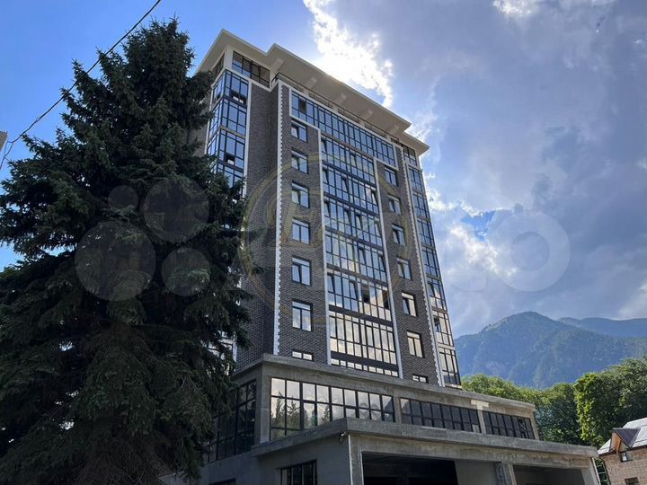 2-к. квартира, 80 м², 4/10 эт.