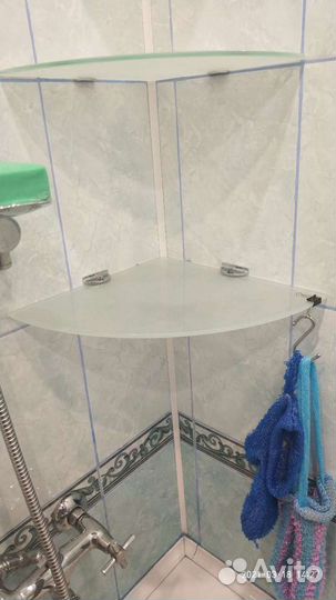 Полка угловая стекло