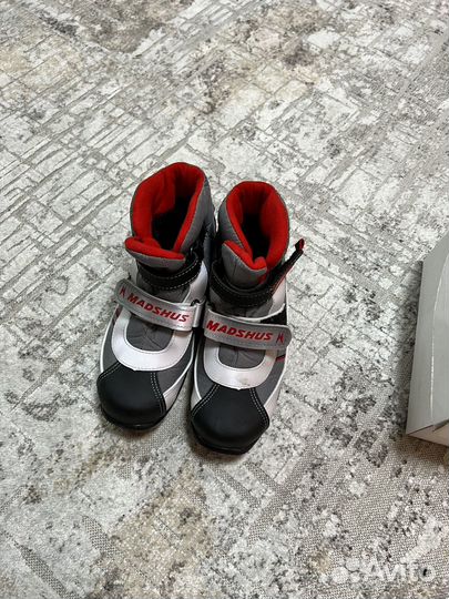 Лыжные ботинки 34-35 размер