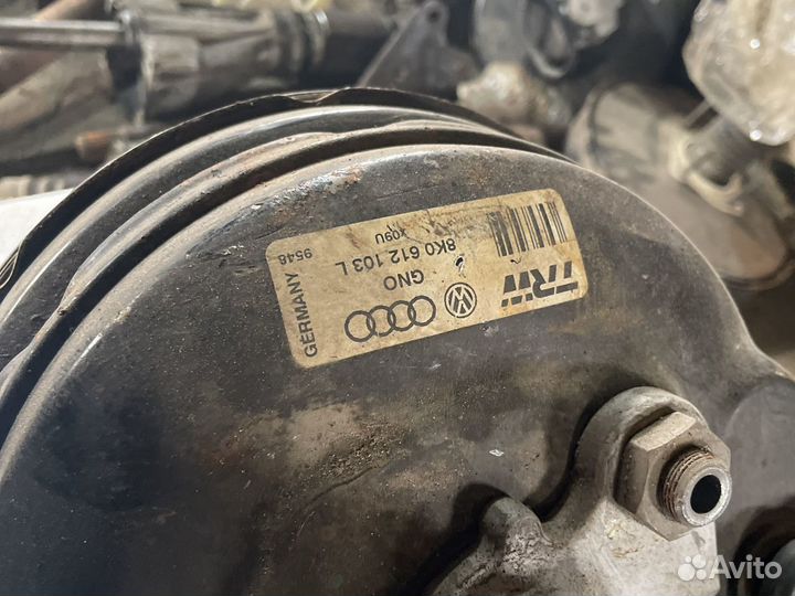 Вакуумный усилитель тормозов Audi A4 B8/8K