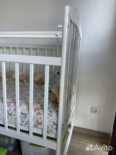 Детская кроватка качалка