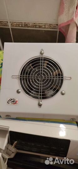 Продам пылесос маникюрный