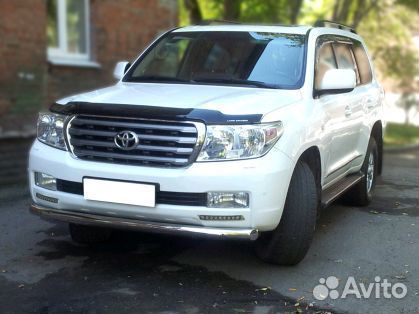 Дуга по низу бампера Toyota Land Cruiser 200