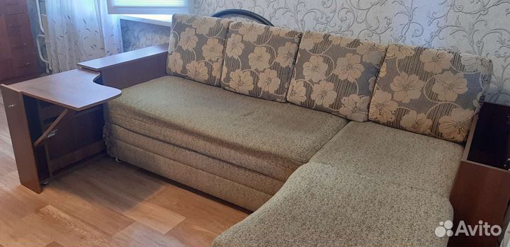 Угловой диван бу