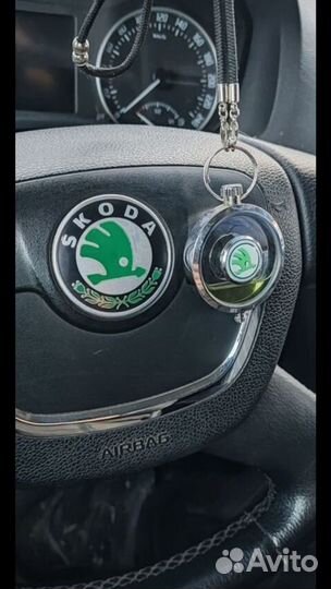 Брелок шкода