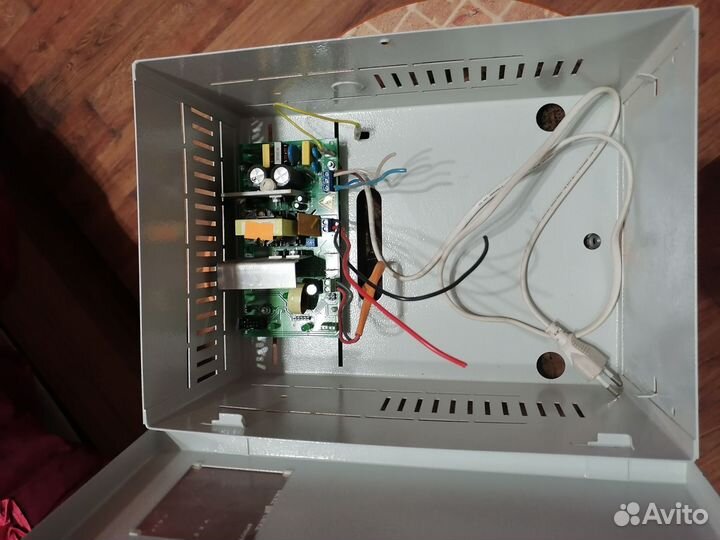 Скат -1200Д 12В/4А