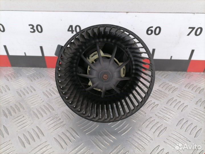 Моторчик печки для Renault Megane 2 7701056965