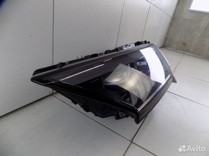 Фара левая Audi Q7/SQ7