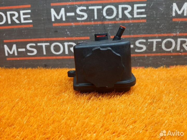 Бачок гидроусилителя Mercedes-Benz E-Class W211