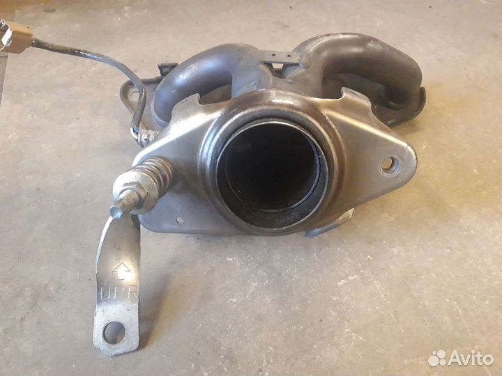 Выпускной коллектор Ниссан Жук, 1.6 (117 л.с)