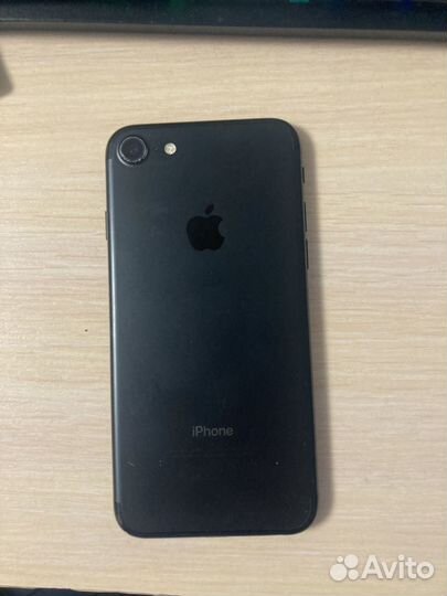 iPhone 7, 32 ГБ