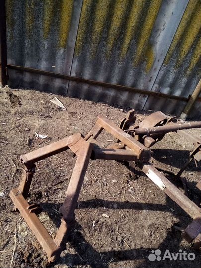 Навесное плуг однокорпусный, лопата, культиватор