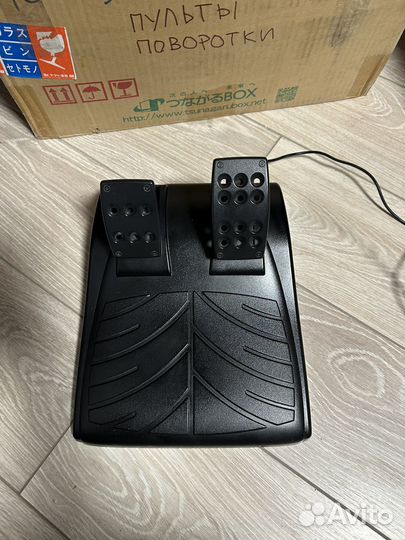 Игровой руль logitech driving force gt