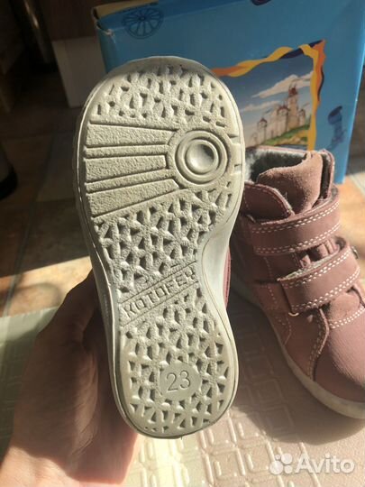 Ботинки демисезонные для девочки 23 Котофей