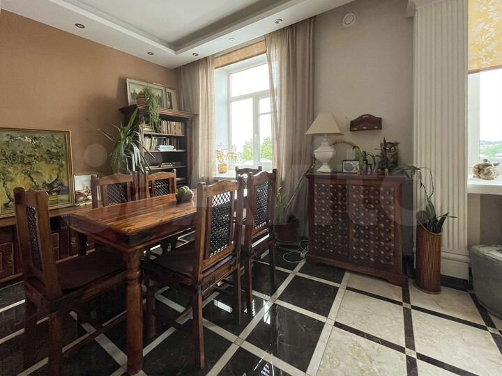 3-к. квартира, 80 м², 4/4 эт.