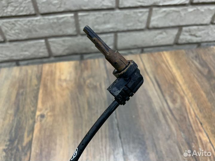 Renault Duster Датчик ABS передний правый