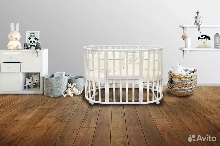 Кроватка 9 в 1 с маятником