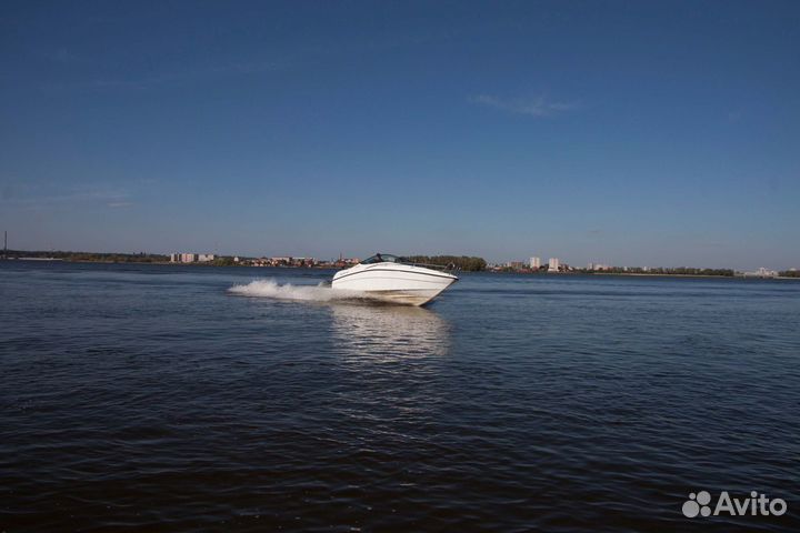 Катер с каютой Velvette 20 Image