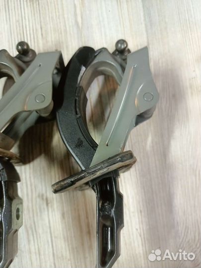 Петли крышки багажника Saab 9-5 универсал