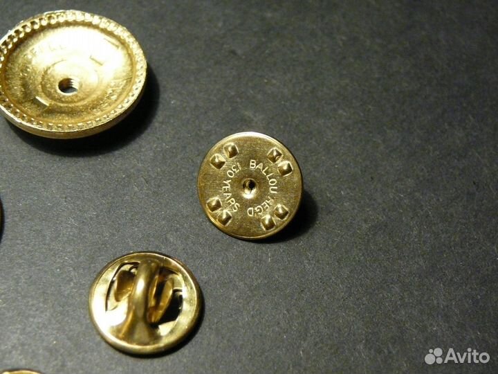 Цанги и гайки к знакам. Закрутки. Клипсы. Бабочки