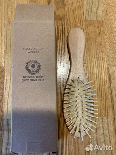 Щетка для волос