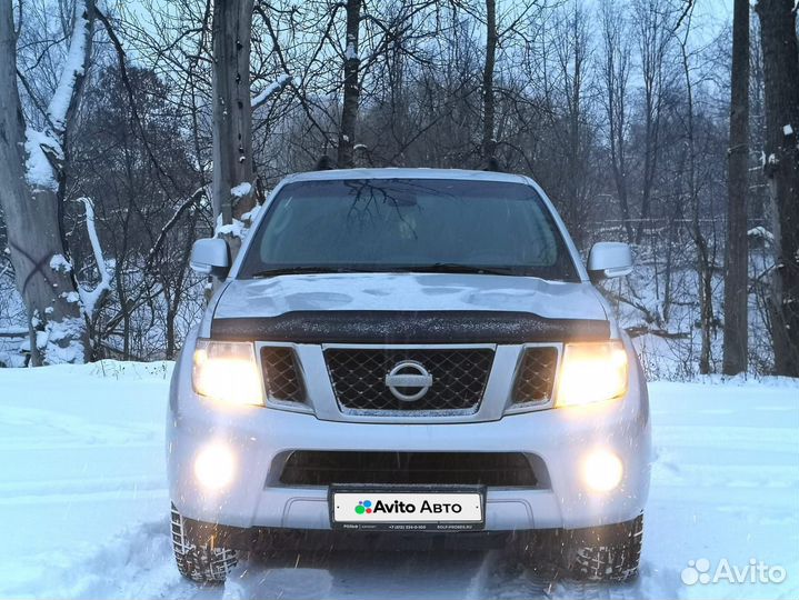 Nissan Pathfinder 2.5 AT, 2011, 290 000 км