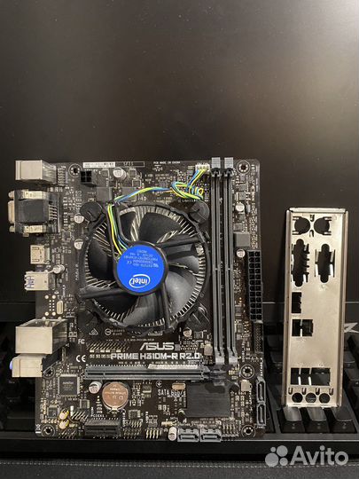 Процессор интел,материнская плата,кулер