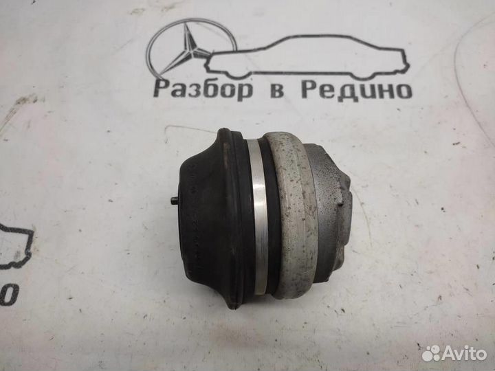 Опора двигателя w220 S-class 112.944 1999