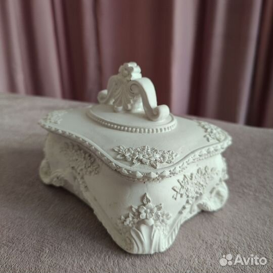 Гипсовая шкатулка