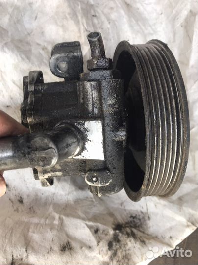 Насос гур mercedes vito 638 2.2
