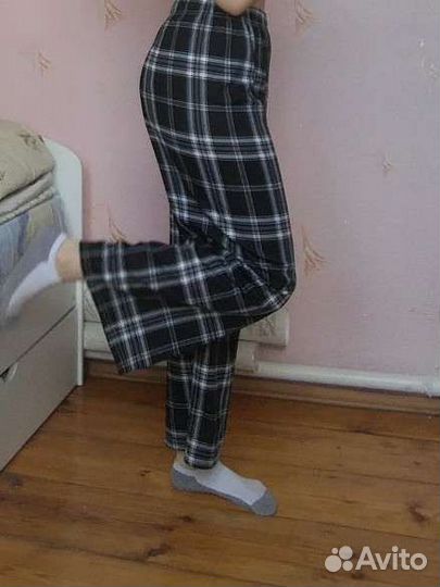 Широкие штаны в клетку y2k