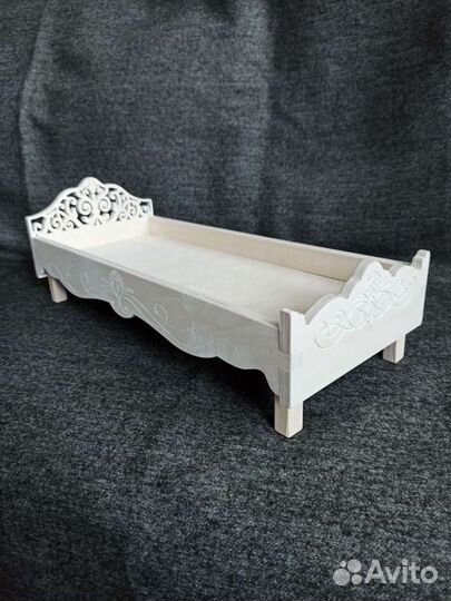 Кроватка для Newborn фотосессии